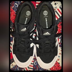 Adidas Women's Bravada 2.0  Shoes 'Black/White" Size 8 1/2